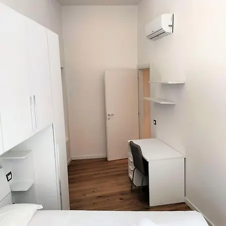 Apartment Pandolfini Apartment- With 2 Bedrooms *